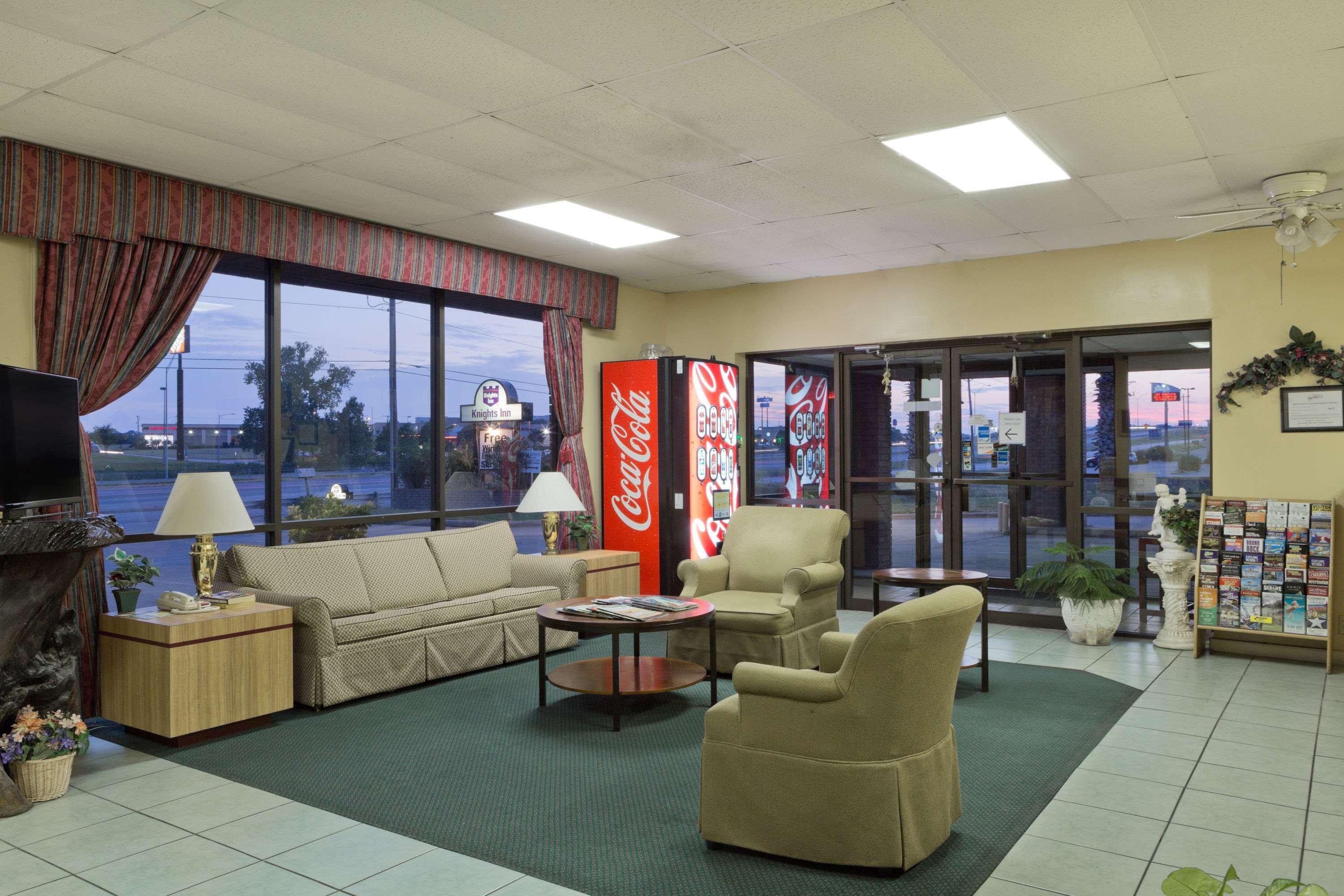 Knights Inn Brenham Ngoại thất bức ảnh